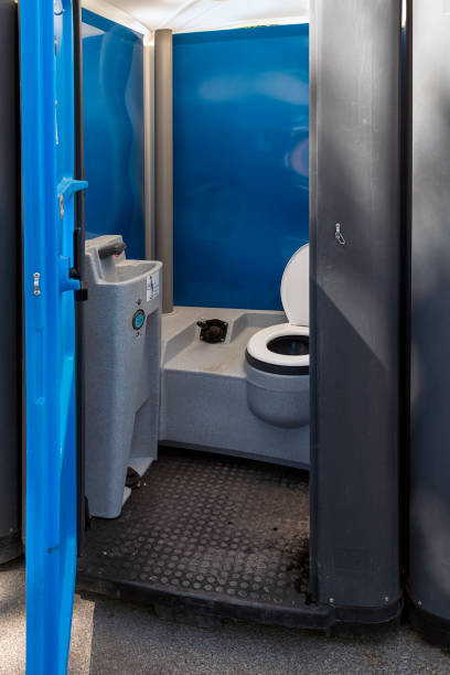 Best Porta potty rental near me  in Piqua, OH